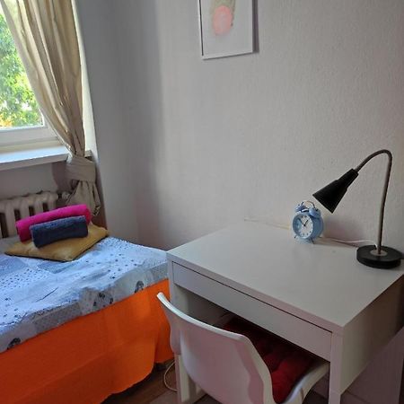 Single Room No.3 In The Very Center Of 바르샤바 외부 사진