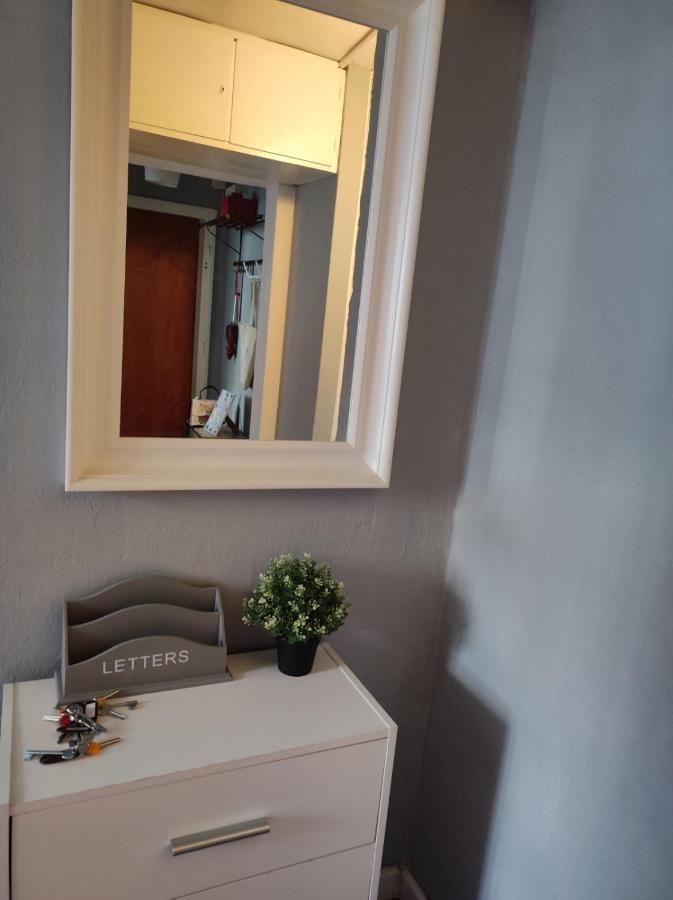 Single Room No.3 In The Very Center Of 바르샤바 외부 사진