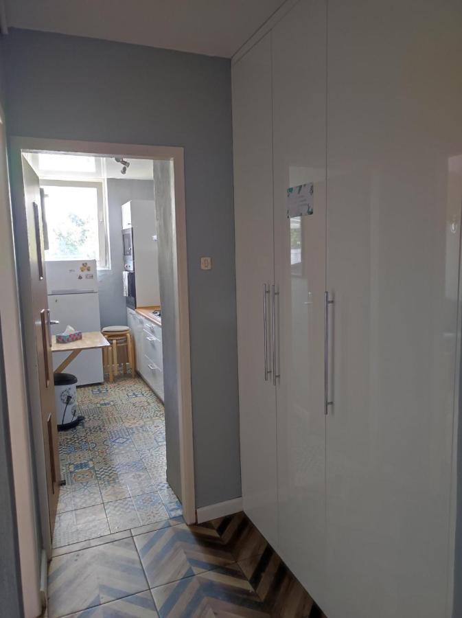 Single Room No.3 In The Very Center Of 바르샤바 외부 사진